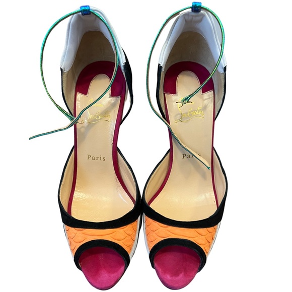 Christian Louboutin heels sandals - Picture 3 of 11